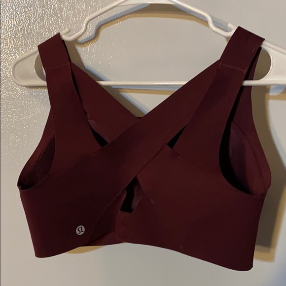 lululemon athletica Other - NEW LULULEMON 36DD BRA🌹